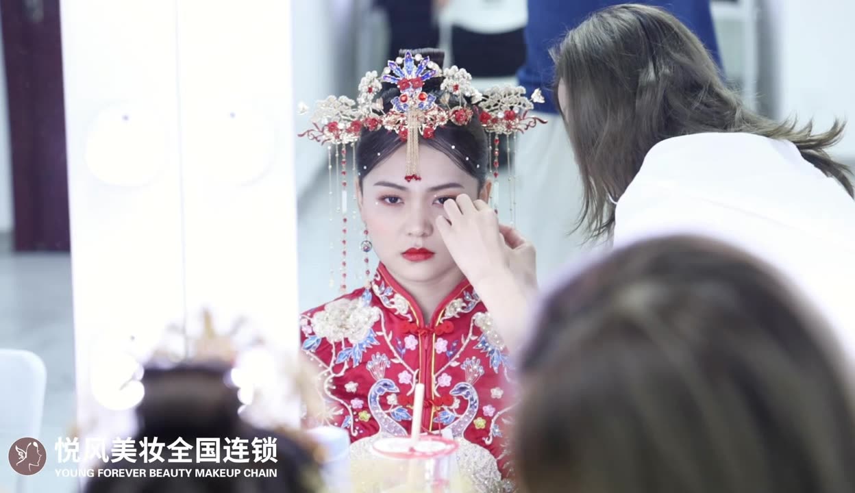 新娘化妆盘头培训学校十强