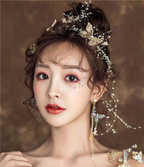 化妆小技巧 中山菲菲美容化妆美甲培训学校