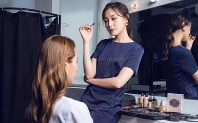 成都北影国际化妆学校